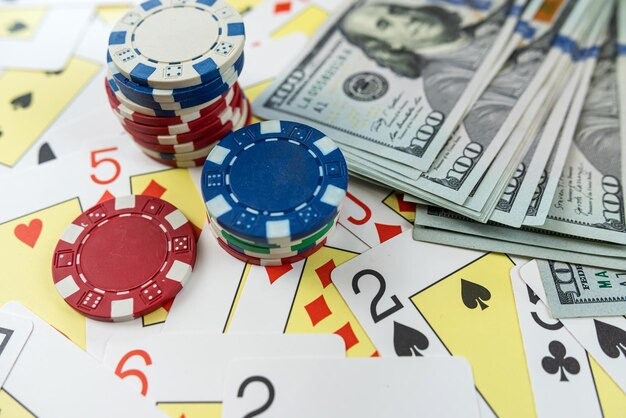 Live dealer poker table with multi-angle camera feeds