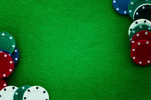Dragon Tiger card game with prediction buttons