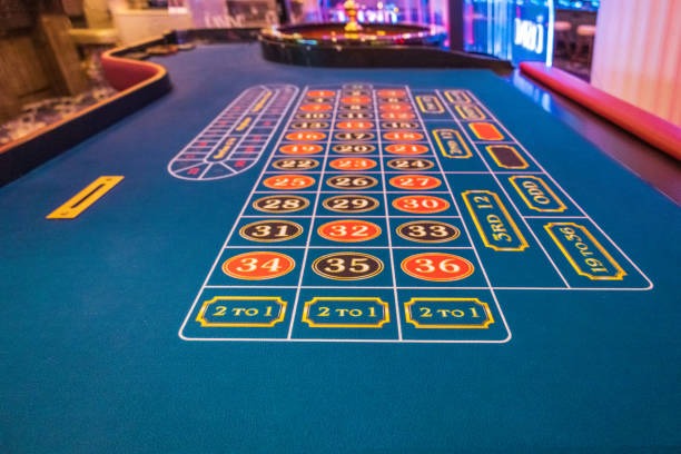 Live blackjack on mobile Live dealer blackjack table on mobile phone